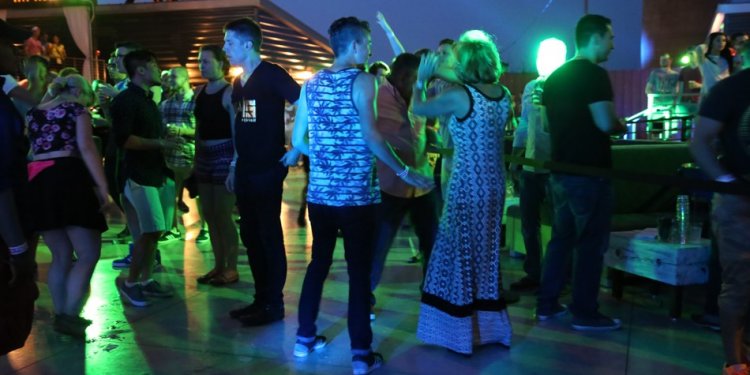 Photo by Emanuel Wallace