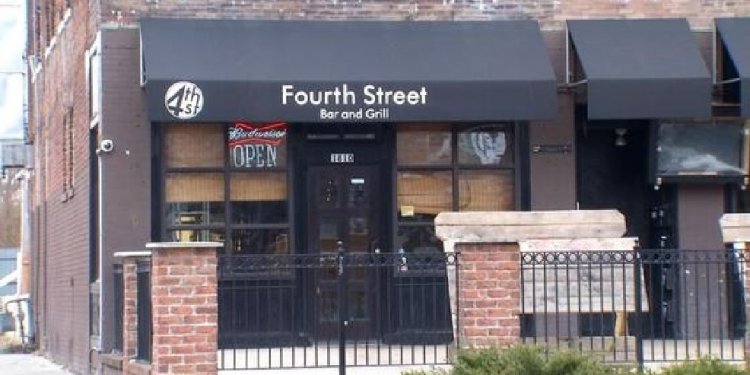 DIRTY DINING: Popular Bar and
